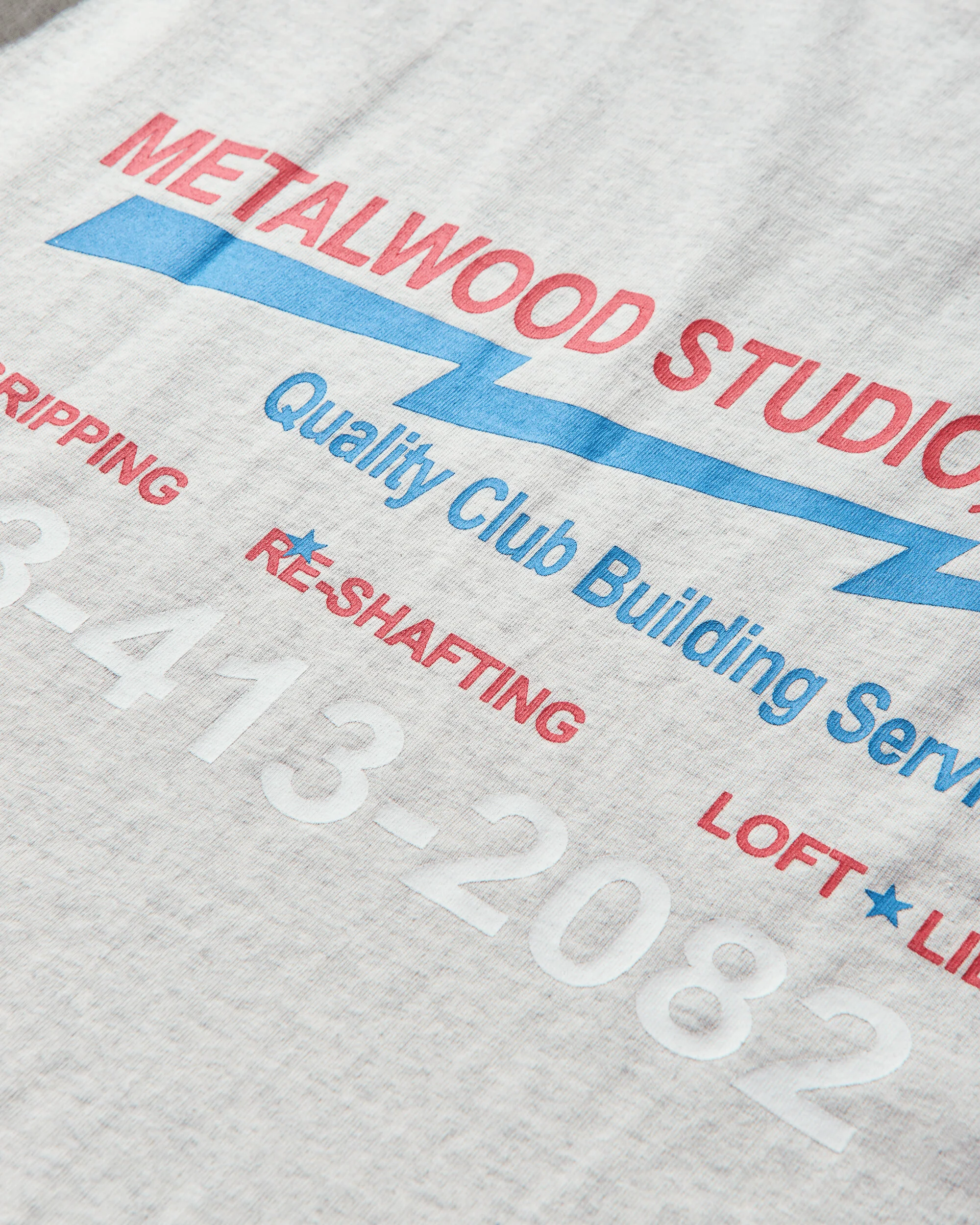 Men's Club Building T-Shirt Heather Grey - Image 3