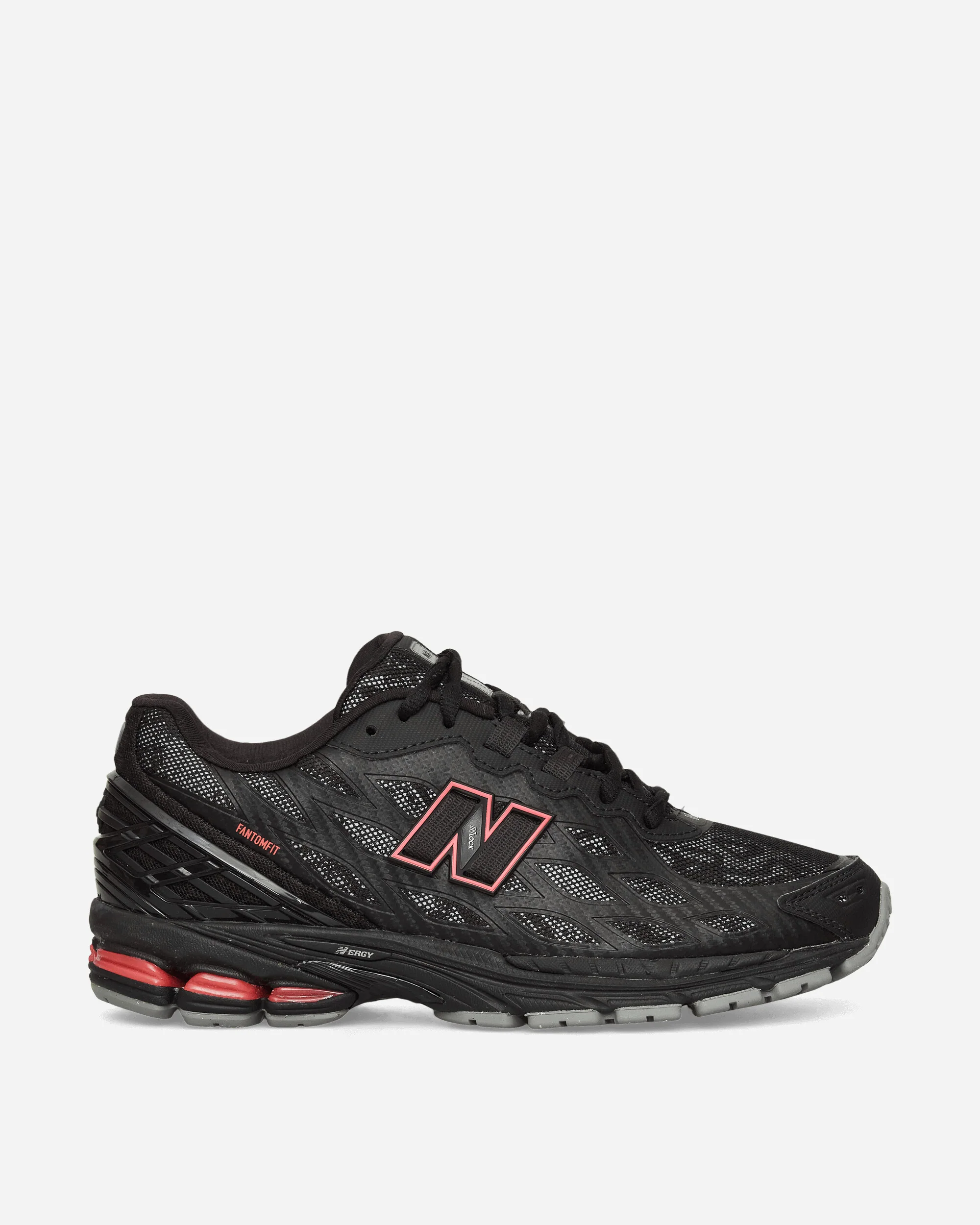 1906W Sneakers Black / Urgent Red / Castlerock
