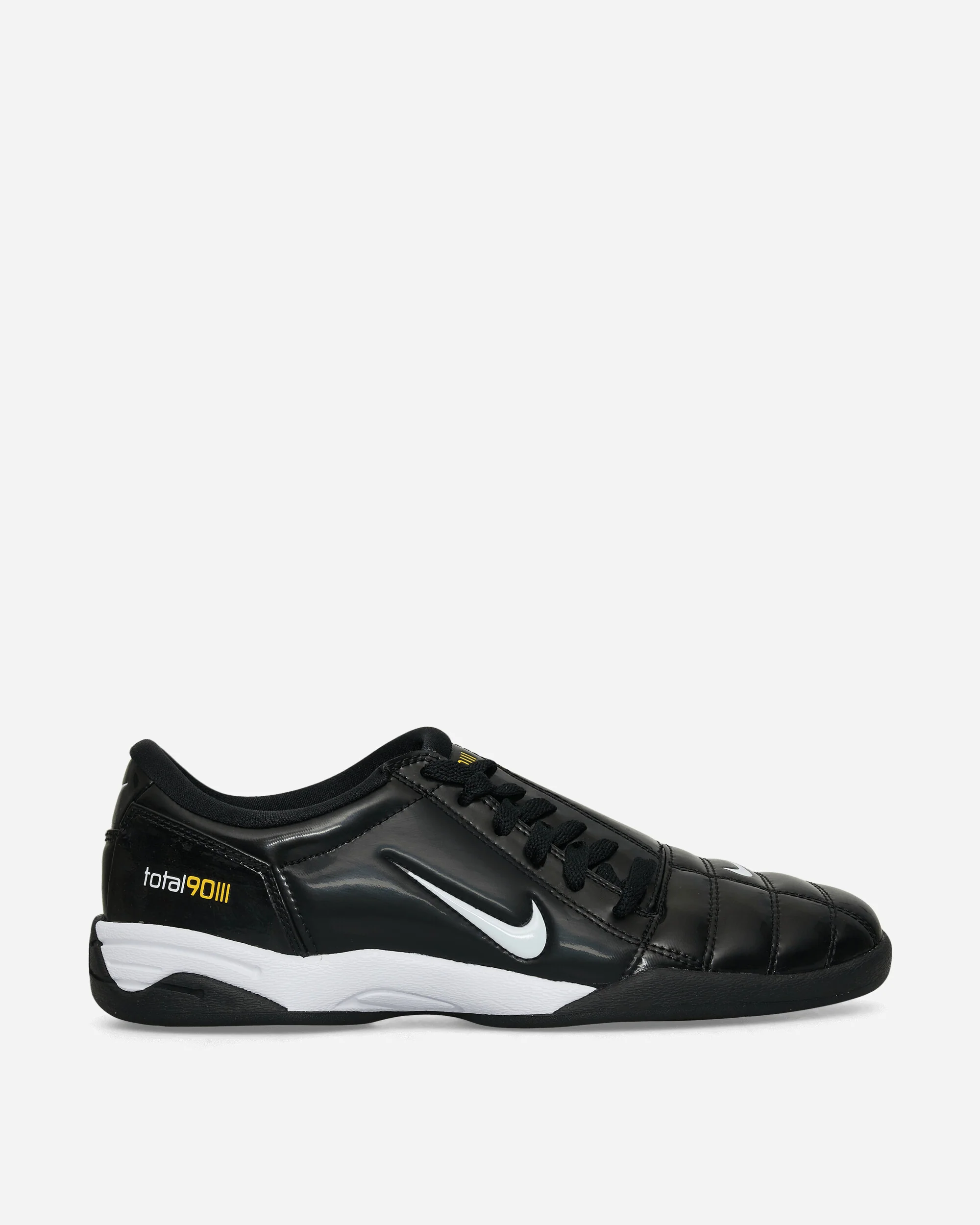 Total 90 Sneakers Black / White