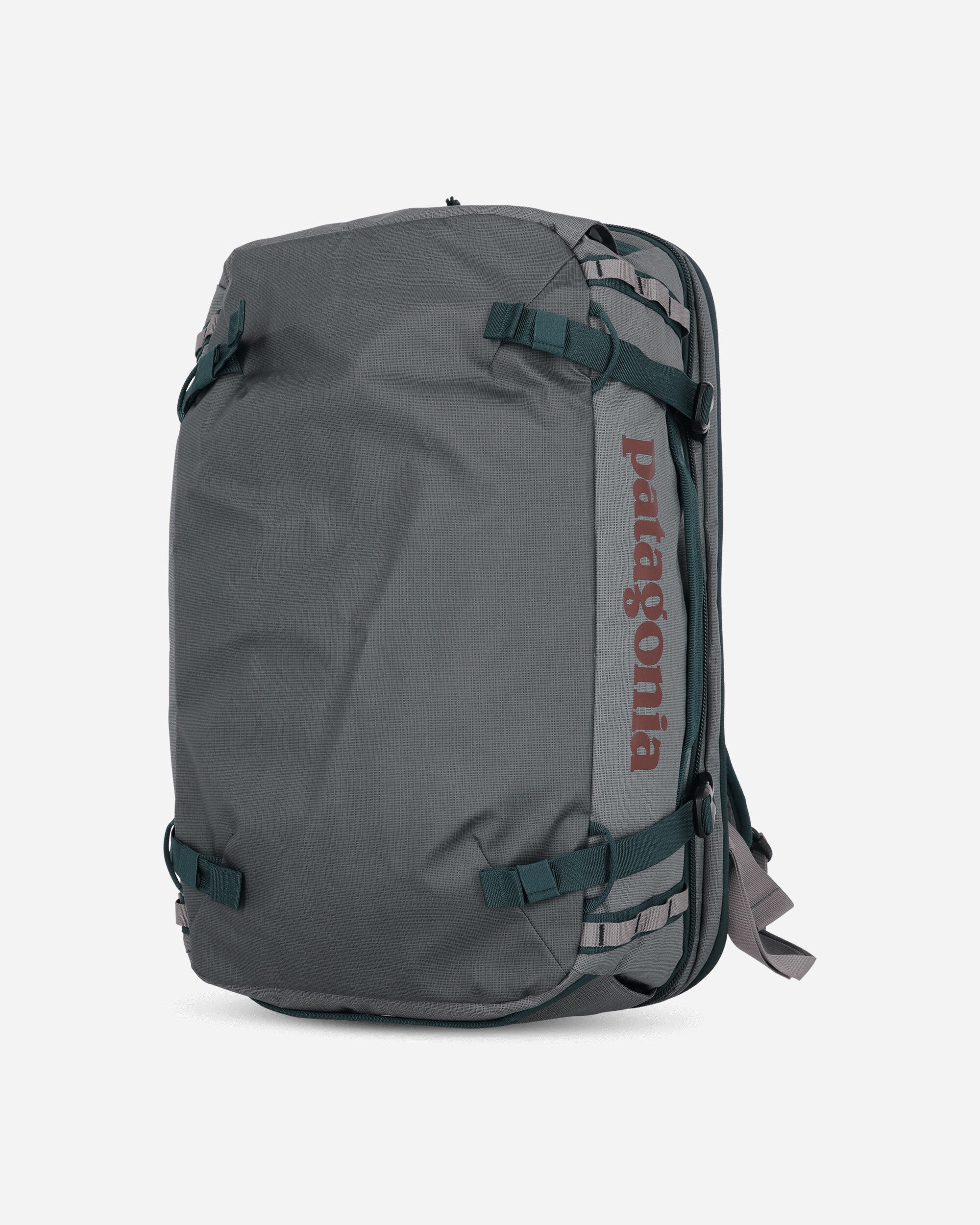 Black Hole MLC Convertible Travel Backpack 45L Noble Grey - Image 2