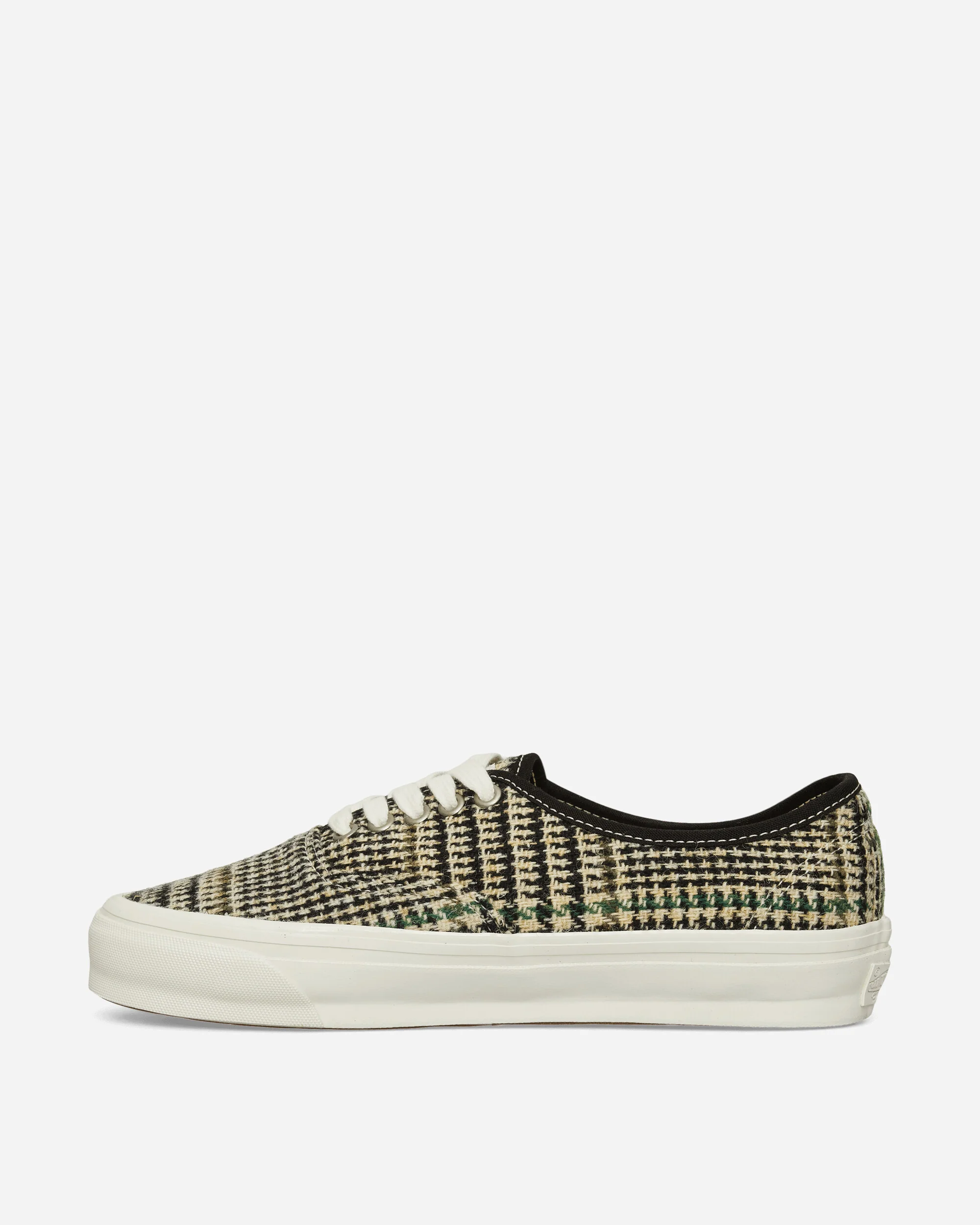 Authentic LX 44 Sneakers Black / White - Image 3